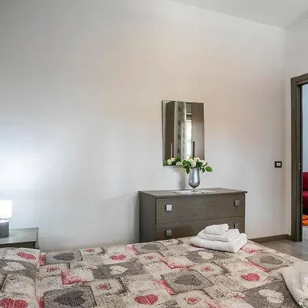 Lucy Semesterbostad *